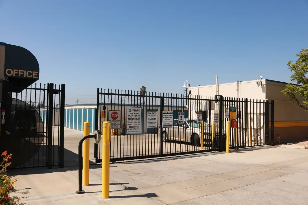 Gate Entrence